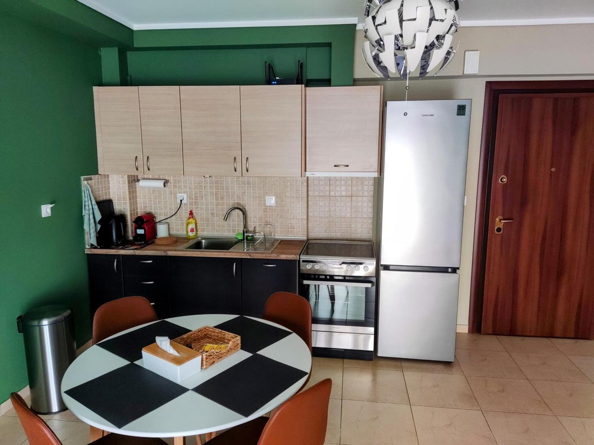 Cozy Apt! Friends & Family - Private Paid Parking Thessaloníki Eksteriør bilde